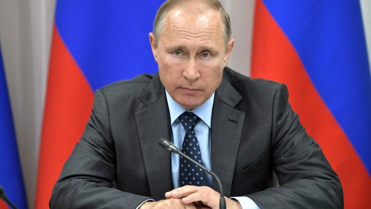 С Путина потребовали отчёт о результатах его работы на посту президента России С Путина потребовали отчёт о результатах его работы на посту президента России