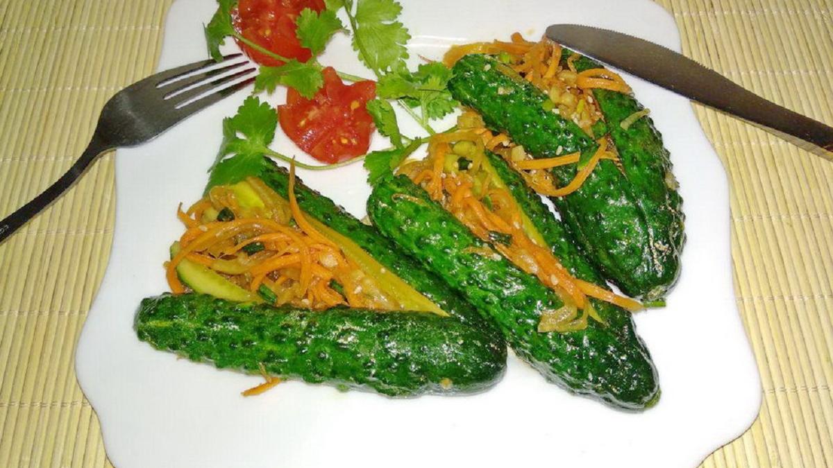 Огурцы по-корейски: пошаговый рецепт оригинальной закуски Огурцы по-корейски: пошаговый рецепт оригинальной закуски