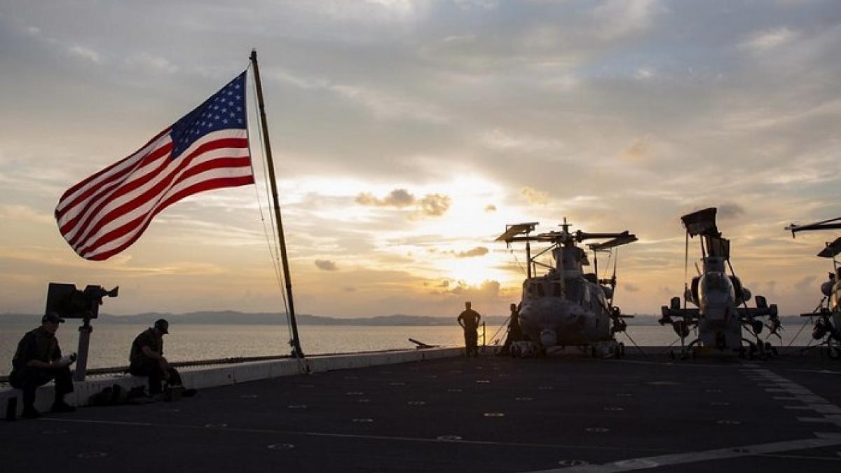 США решили разместить в Японии ракетные системы залпового огня СМИ: США развернут на Окинаве реактивные системы залпового огня