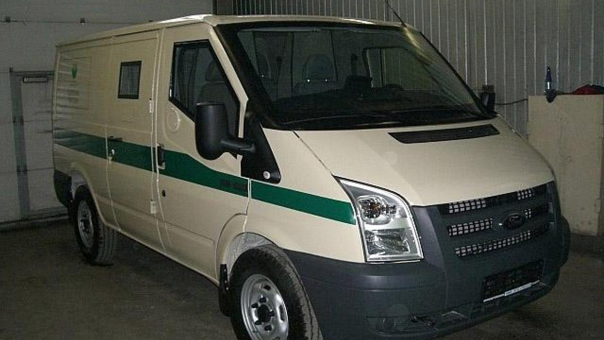 В Ростове вооруженные грабители напали на инкассаторов В Ростове совершено вооруженное нападение на инкассаторов