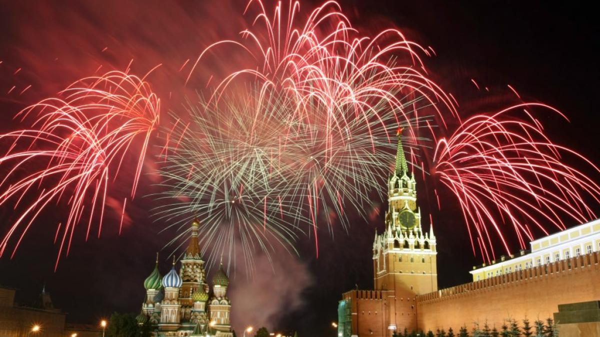 Салют 9 Мая 2019 в Москве в День Победы Салют 9 Мая 2019 в Москве в День Победы: где состоится, время проведения, площадки