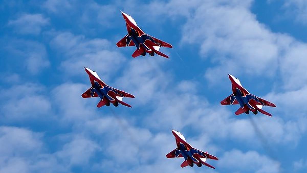 Подмосковье поразит иностранцев вооружением и военной техникой Выставка в Алабино Армия-2016