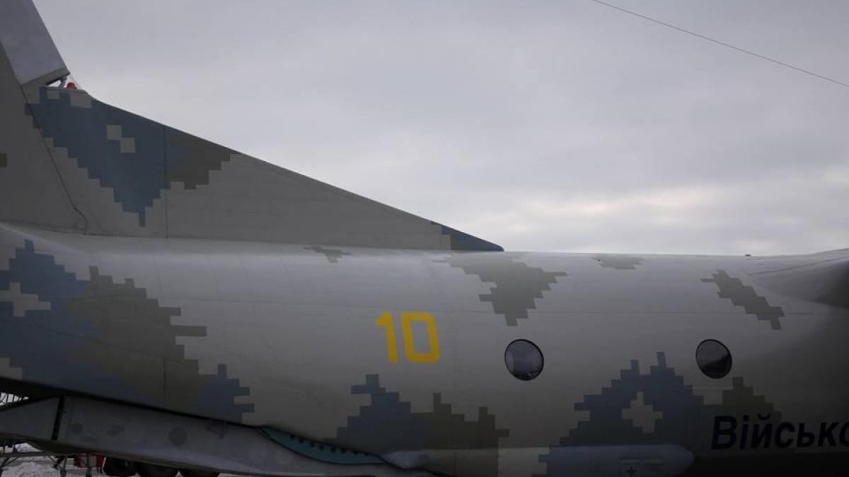 Украина заявила об обстреле самолета над Черным морем – СМИ Украинский АН-26
