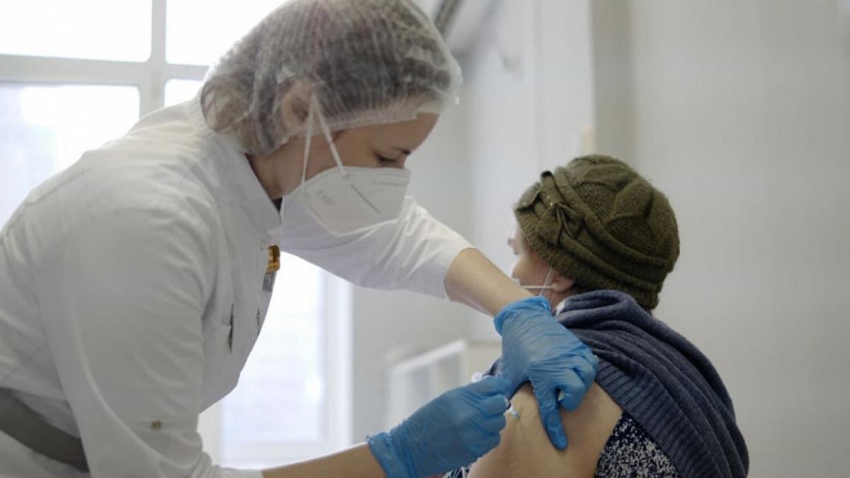 Вакцинация от коронавируса Вакцинация коронавирус врач