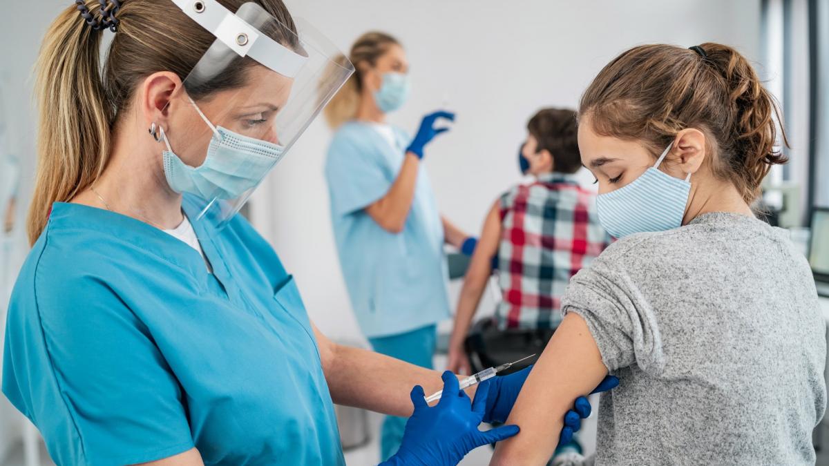 Вакцинация подростков