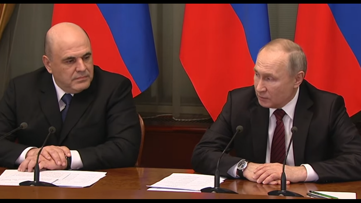 Путин подписал указ о назначении первого заместителя и заместителях председателя правительства Владимир Путин и Михаил Мишустин