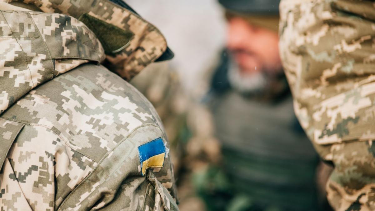 Неизвестный снайпер открыл охоту на ВСУ в Донбассе СМИ рассказали об уничтожении «неизвестными снайперами» военных ВСУ в Донбассе