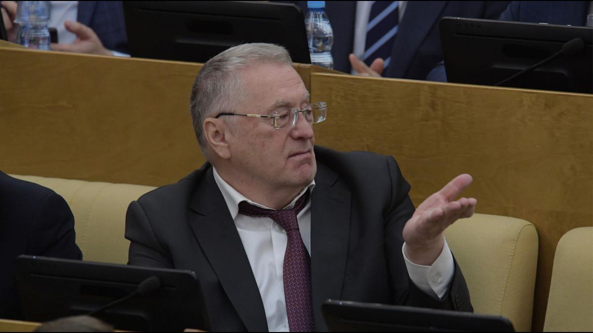 "Засушим Украину": Жириновский сделал жесткое заявление о водной блокаде Крыма Жириновский дал Киеву 48 часов для снятия водной блокады Крыма