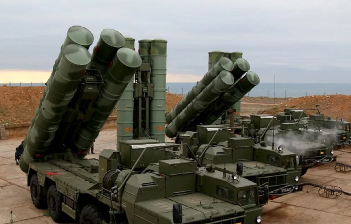 С 400 триумф. С-400 ракетный комплекс. Комплекс ПВО С-400 Триумф. S400 Триумф.