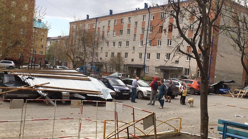 маленькое торнадо. ураган 20. ураган 20. ураган 20. маленький смерч.