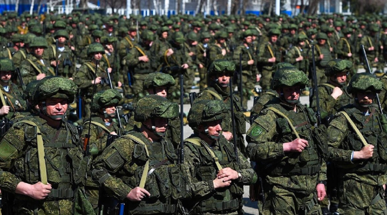 Почему не объявляют военное. Мобилизация РФ 2022. Российский солдат. Российская армия. Российские военные.