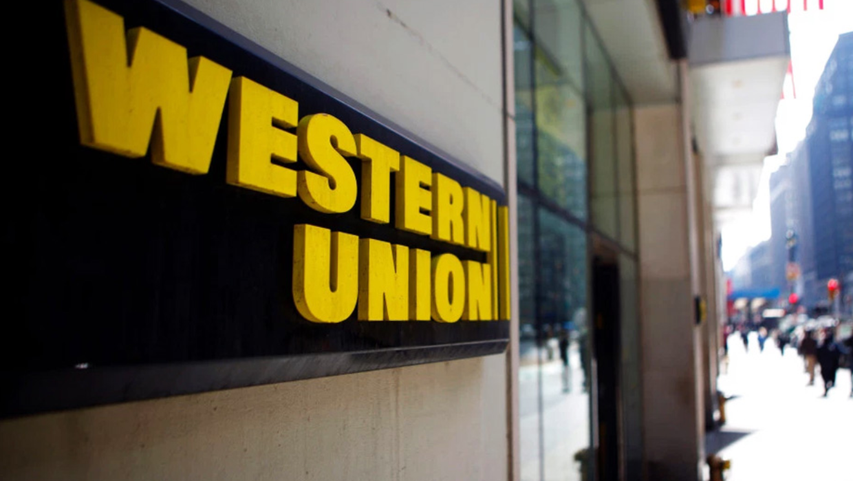 Western union. Вестерн Юнион в России. Western Union Украина. Логотип вестерн Юнион фото. Western Union, Unistream и contact..